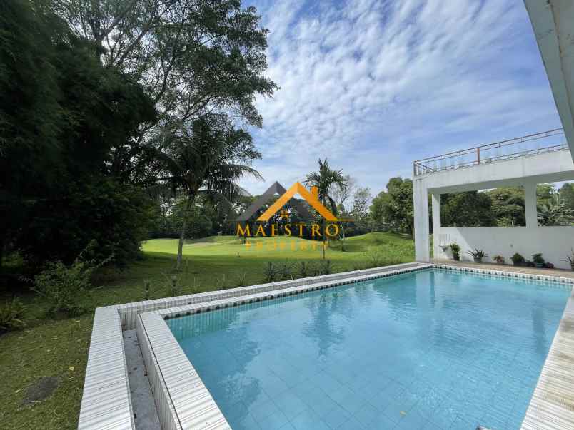 dijual rumah komplek royal sumatra