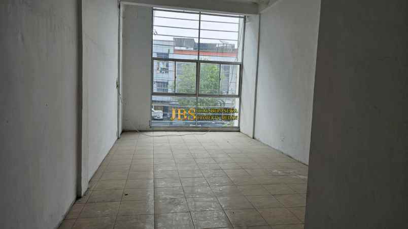 dijual rumah komplek setia budi square