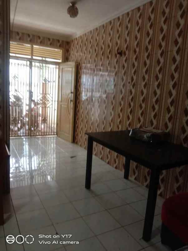 dijual rumah komplek taman cibaduyut