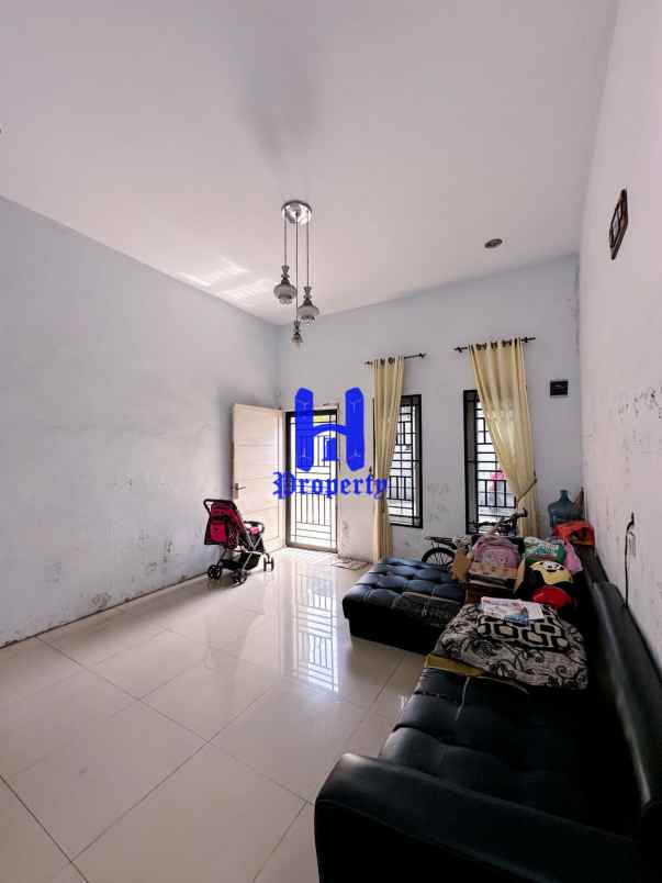 dijual rumah komplek the elegant