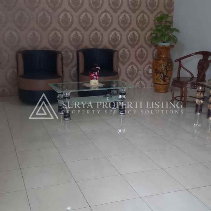 dijual rumah komplek villa zeqita residence