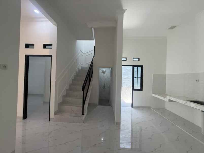 dijual rumah kompleks sbs harapan jaya