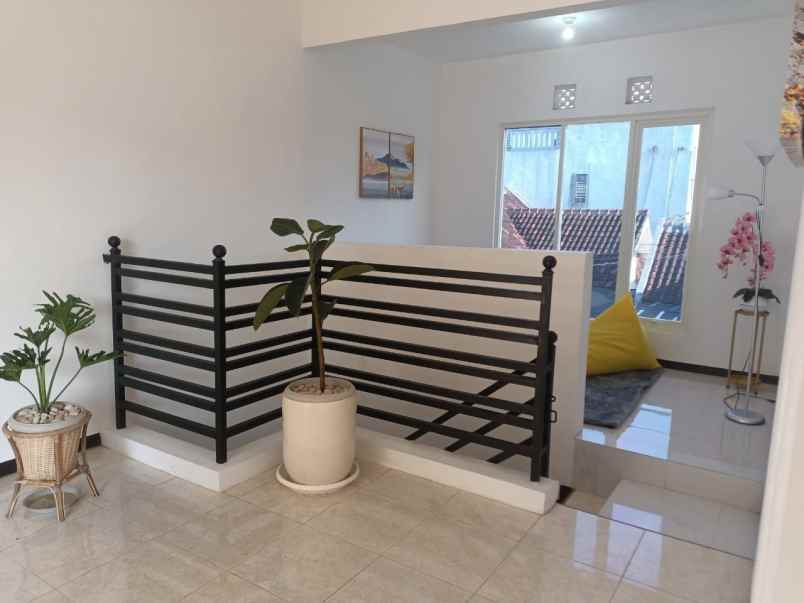 dijual rumah kost premium sigura gura kota malang