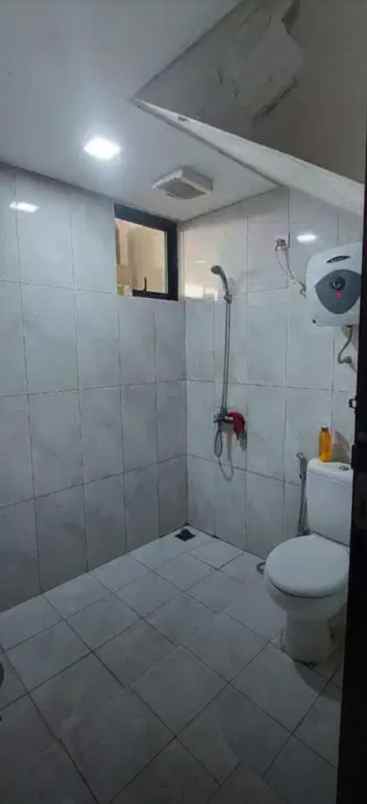 dijual rumah kota baru parahyangan