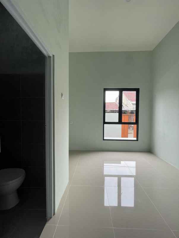 dijual rumah kota harapan indah bekasi