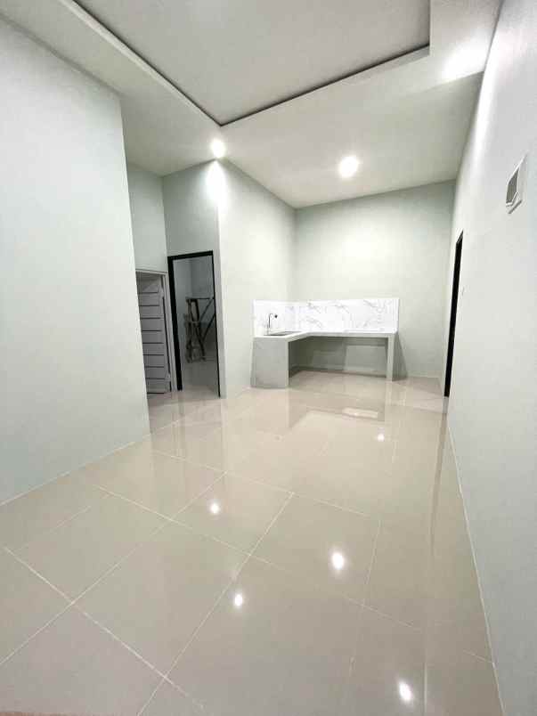 dijual rumah kota harapan indah bekasi