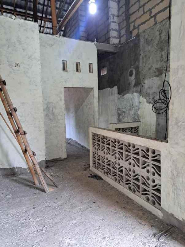 dijual rumah lengkong
