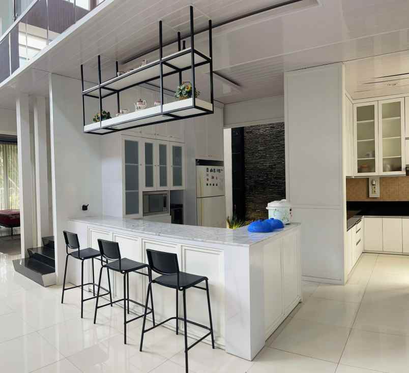 dijual rumah lokasi pbi araya kota malang