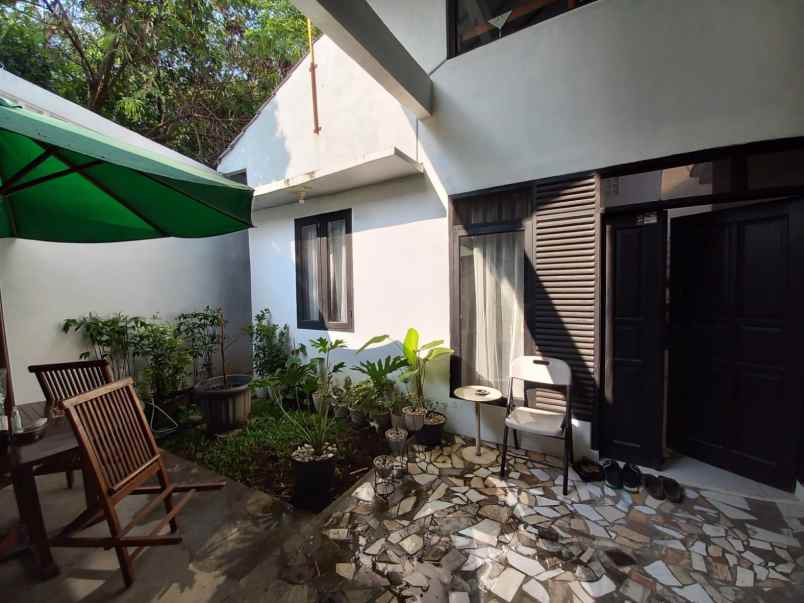 dijual rumah lokasi strategis di ujungberung bandung