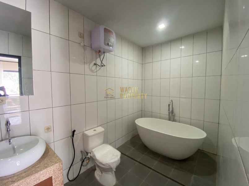 dijual rumah maguwoharjo