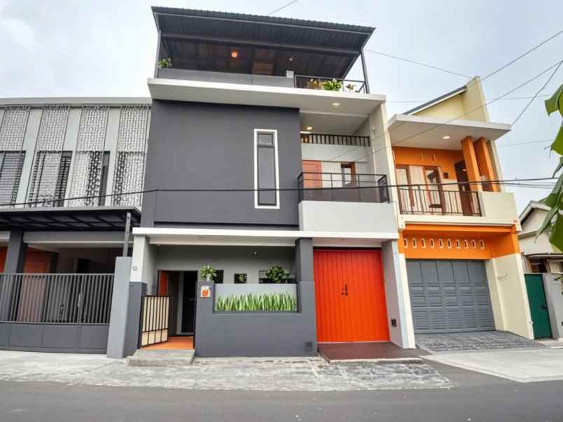 dijual rumah maguwoharjo