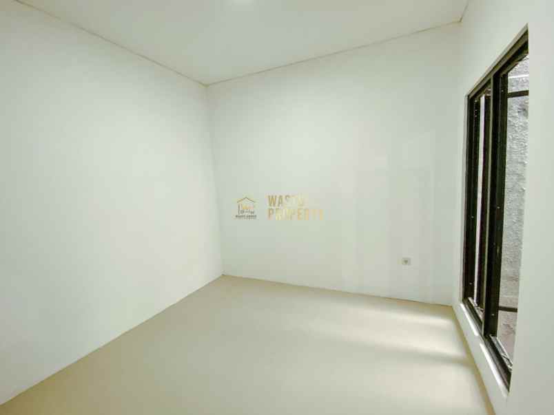 dijual rumah maguwoharjo depok sleman