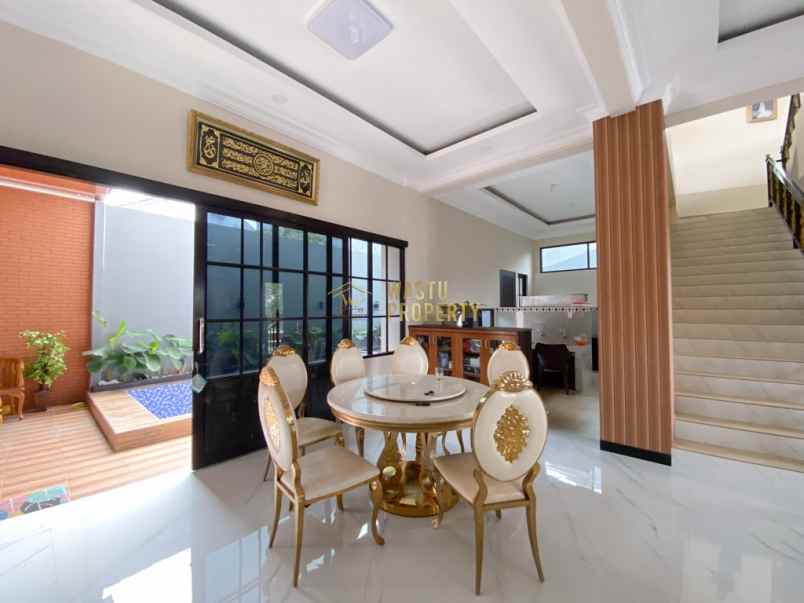 dijual rumah maguwoharjo depok sleman