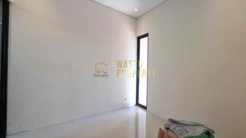 dijual rumah maguwoharjo depok sleman