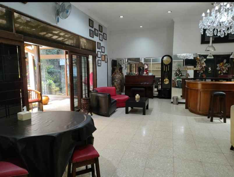 dijual rumah mainroad burangrang lodaya