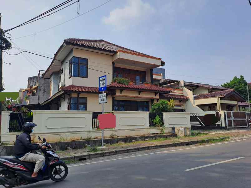 dijual rumah malaka sari klender duren