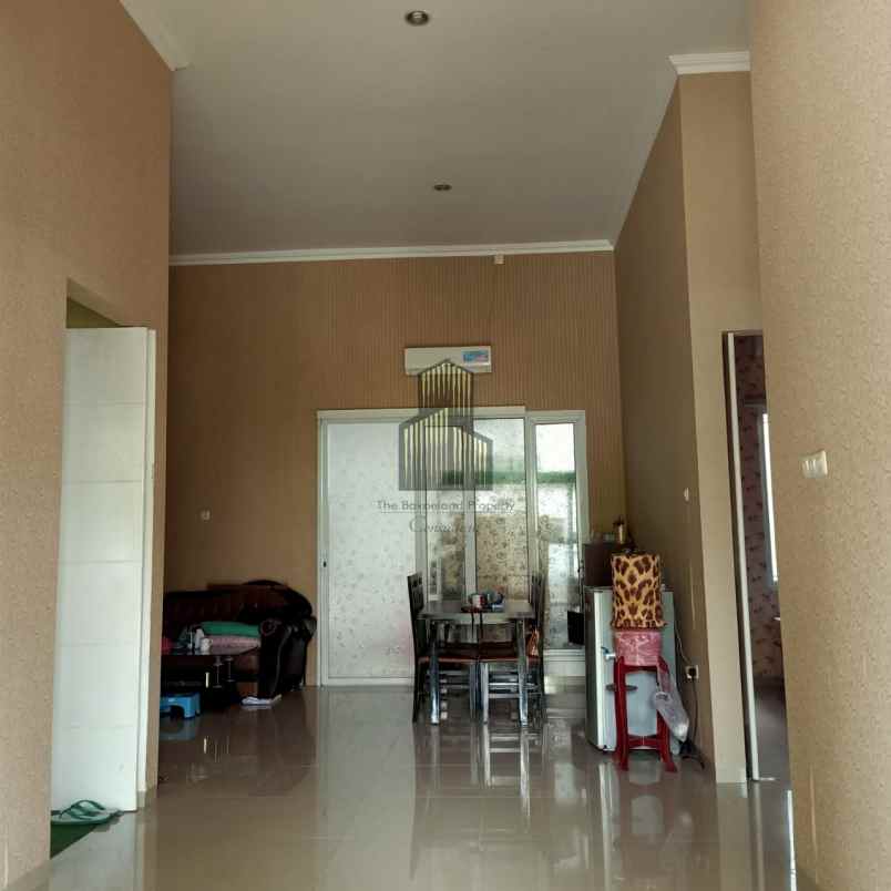 dijual rumah mangunharjo