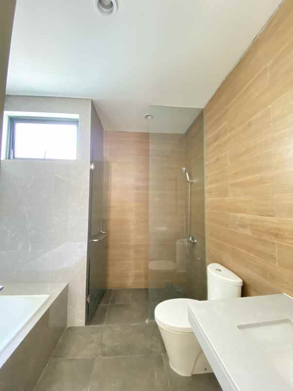 dijual rumah maninjau asya jgc jakarta