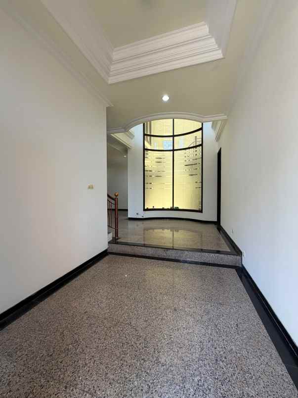 dijual rumah manyar kertoadi