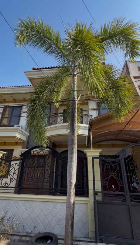 dijual rumah manyar kertoadi