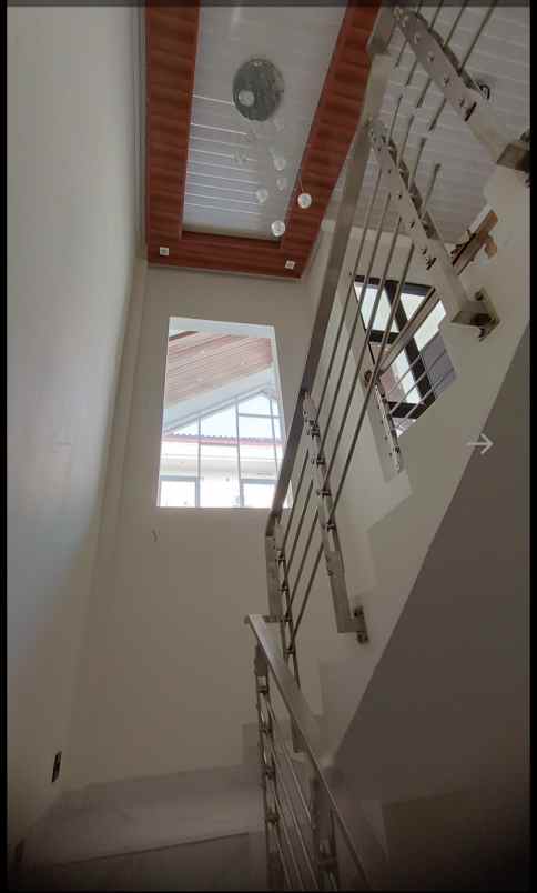 dijual rumah margahayu