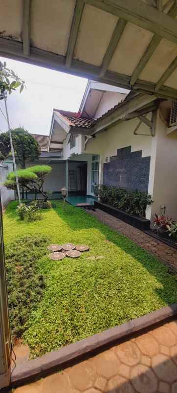 dijual rumah margahayu barat buahbatu
