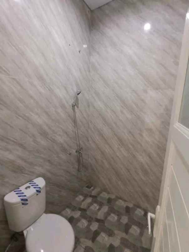 dijual rumah margakaton