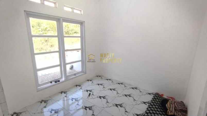 dijual rumah margodadi