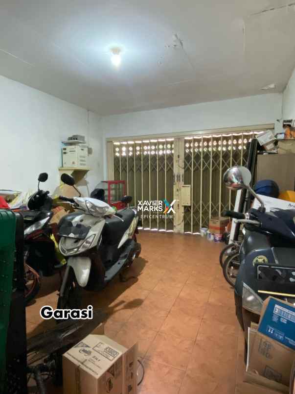 dijual rumah medokan ayu