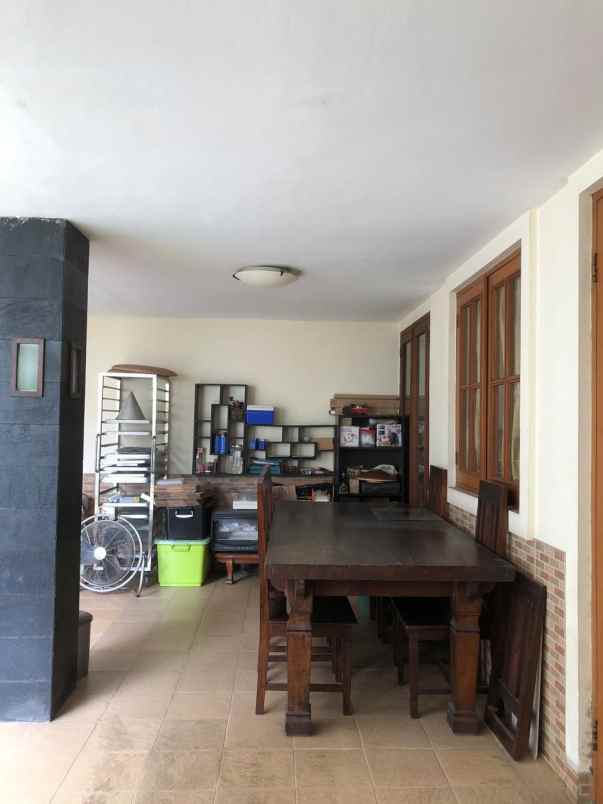 dijual rumah menteng bintaro