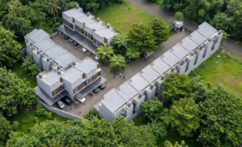 dijual rumah meruyung limo