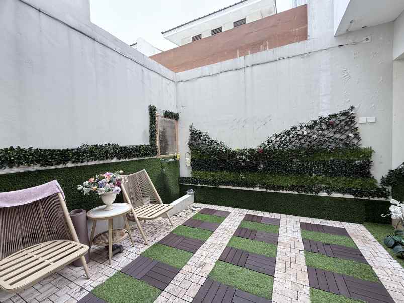 dijual rumah mewah cluster shinano jakarta garden city