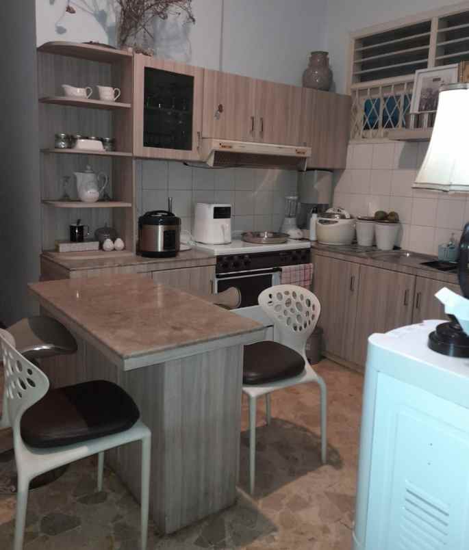dijual rumah mewah srengseng kebon jeruk jakarta barat