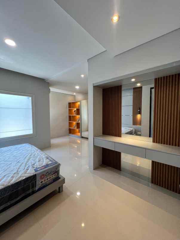 dijual rumah mocca vrbana dian istana
