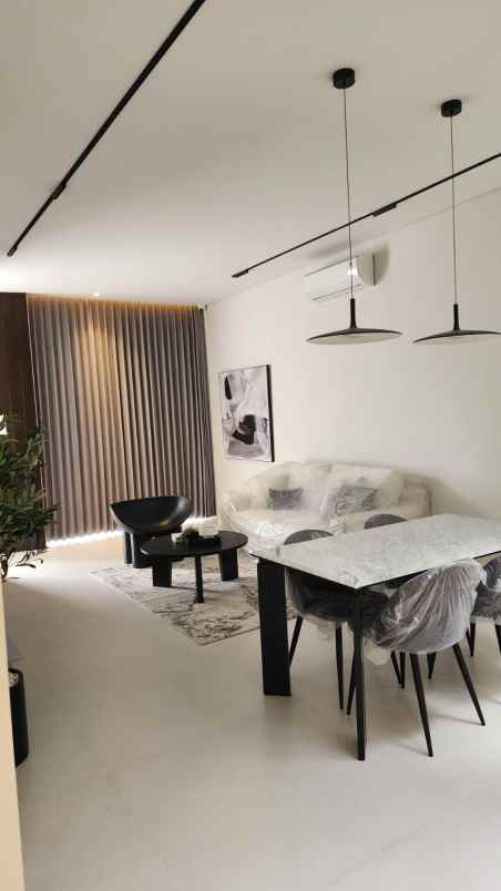 dijual rumah mojoklanggru