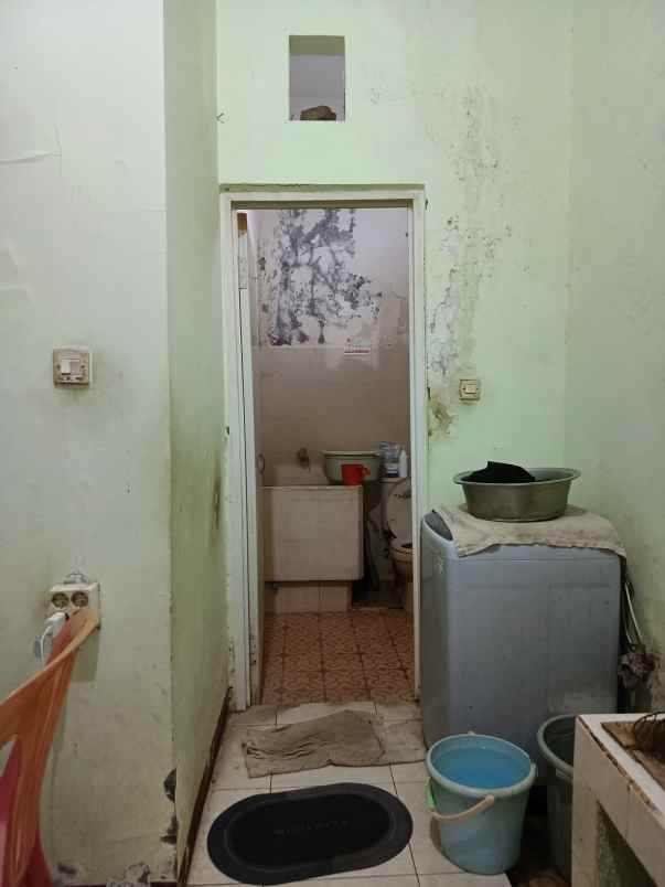 dijual rumah mulyosari