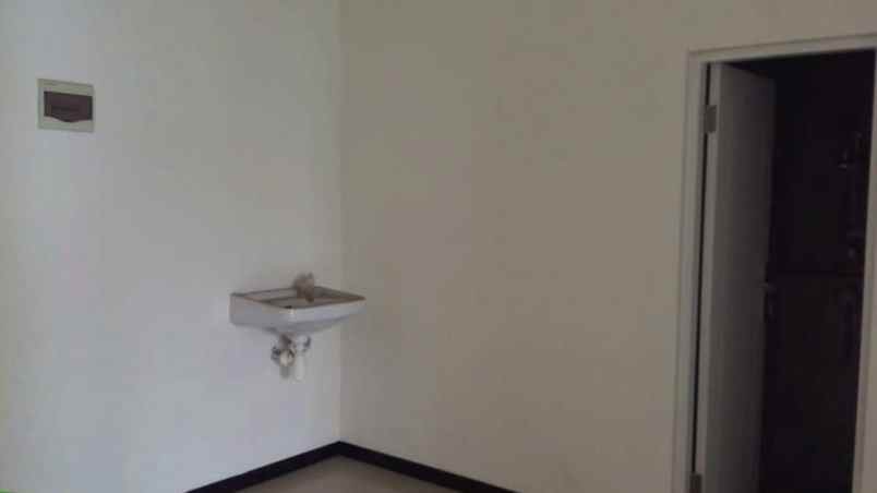 dijual rumah mulyosari