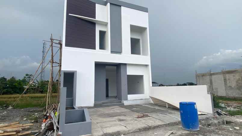 dijual rumah nglinggi klaten selatan klaten