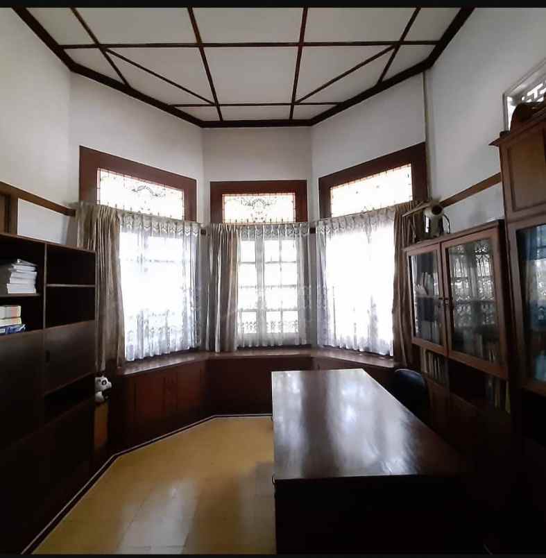 dijual rumah padjajaran