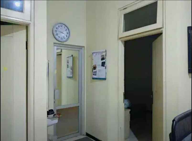 dijual rumah palm spring jambangan