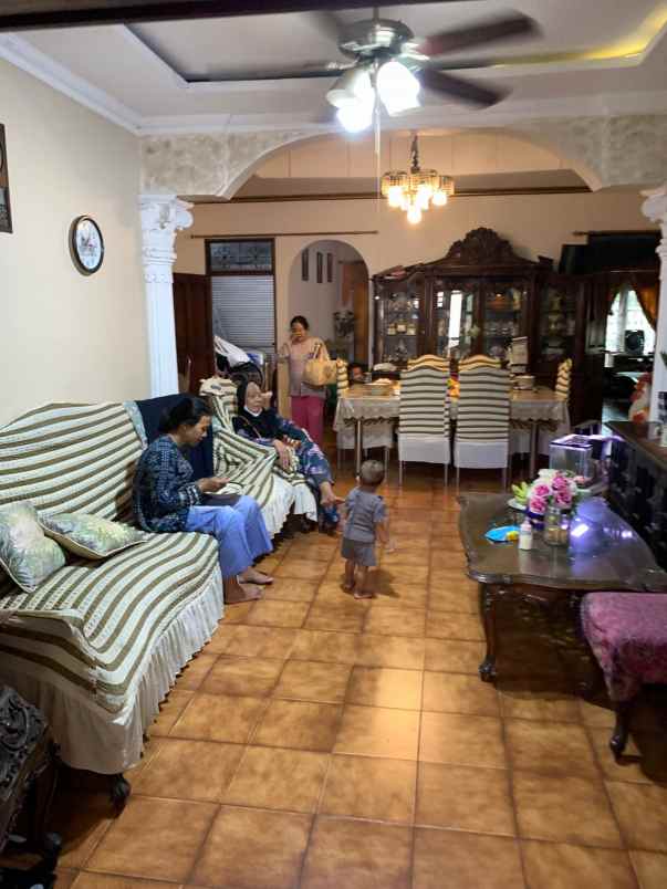 dijual rumah palmerah