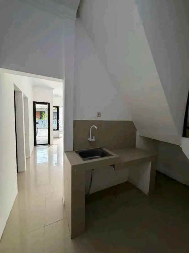 dijual rumah pamella 7