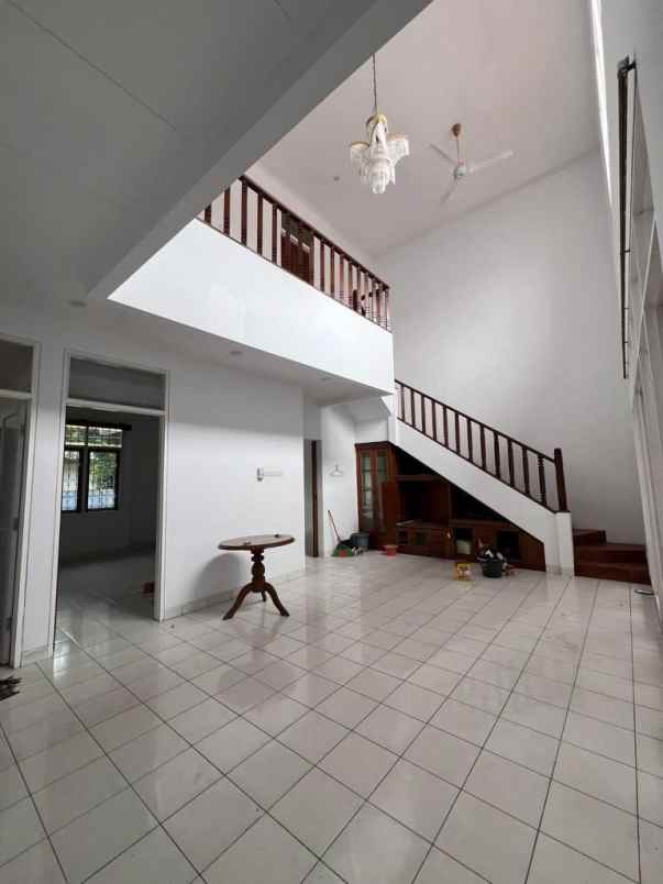 dijual rumah pancoran indah