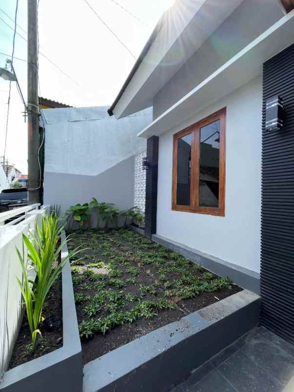 dijual rumah pandowo harjo sleman