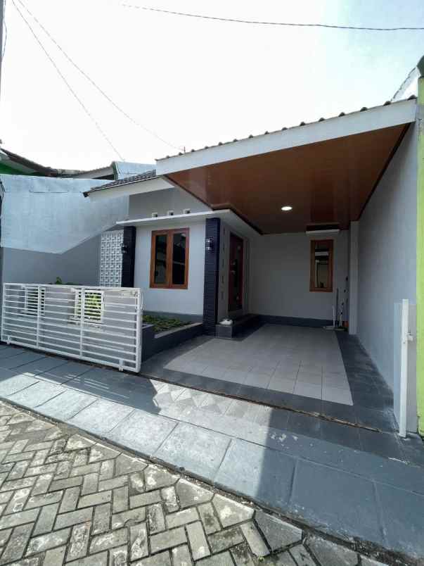 dijual rumah pandowo harjo sleman