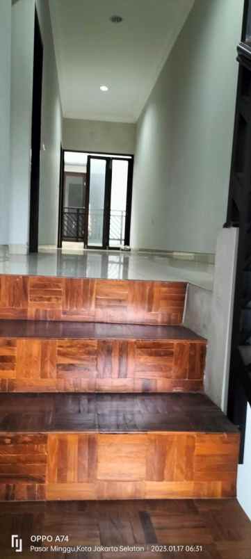 dijual rumah pejaten barat