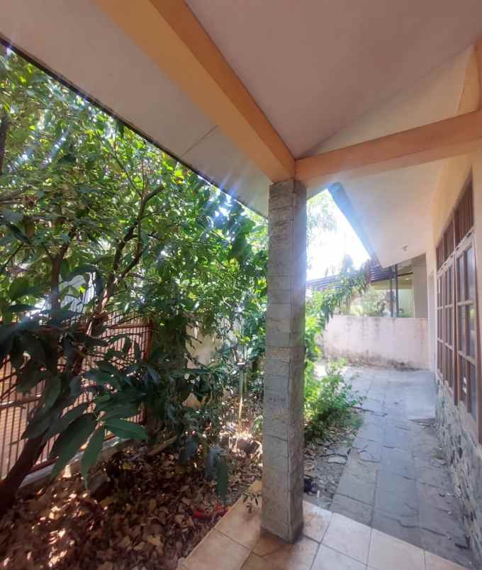 dijual rumah pekayon