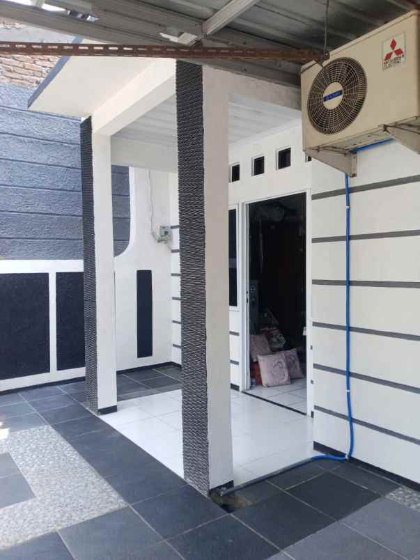 dijual rumah perum griya bumi asri