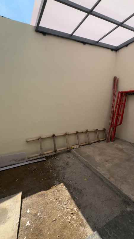 dijual rumah perum sabella praya