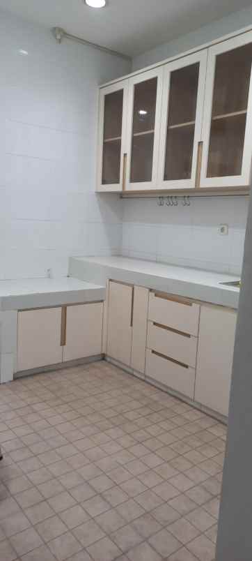 dijual rumah perumahan forest mansion